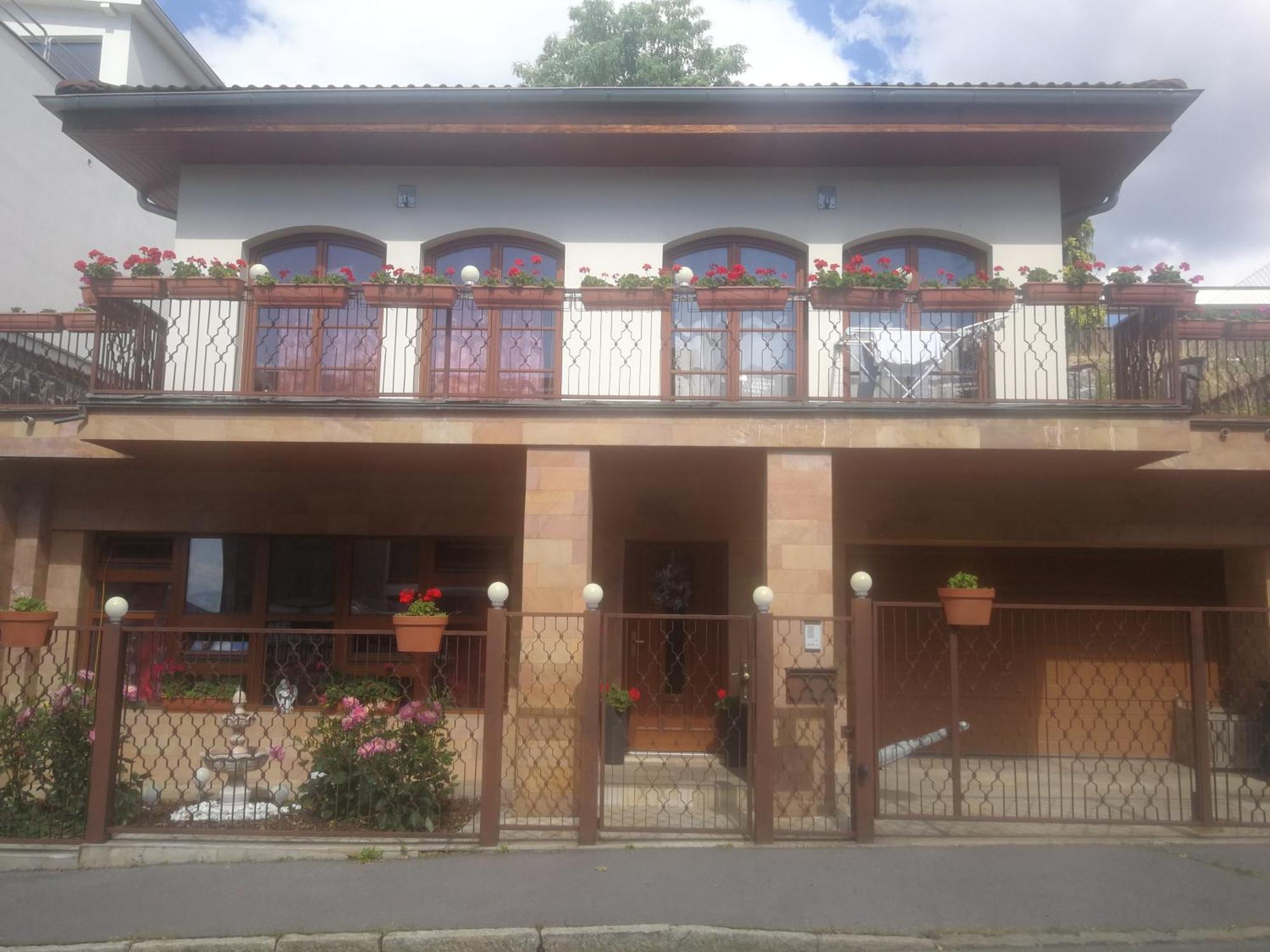 Villa Barrandov Pokoj 3 Prague Exterior photo